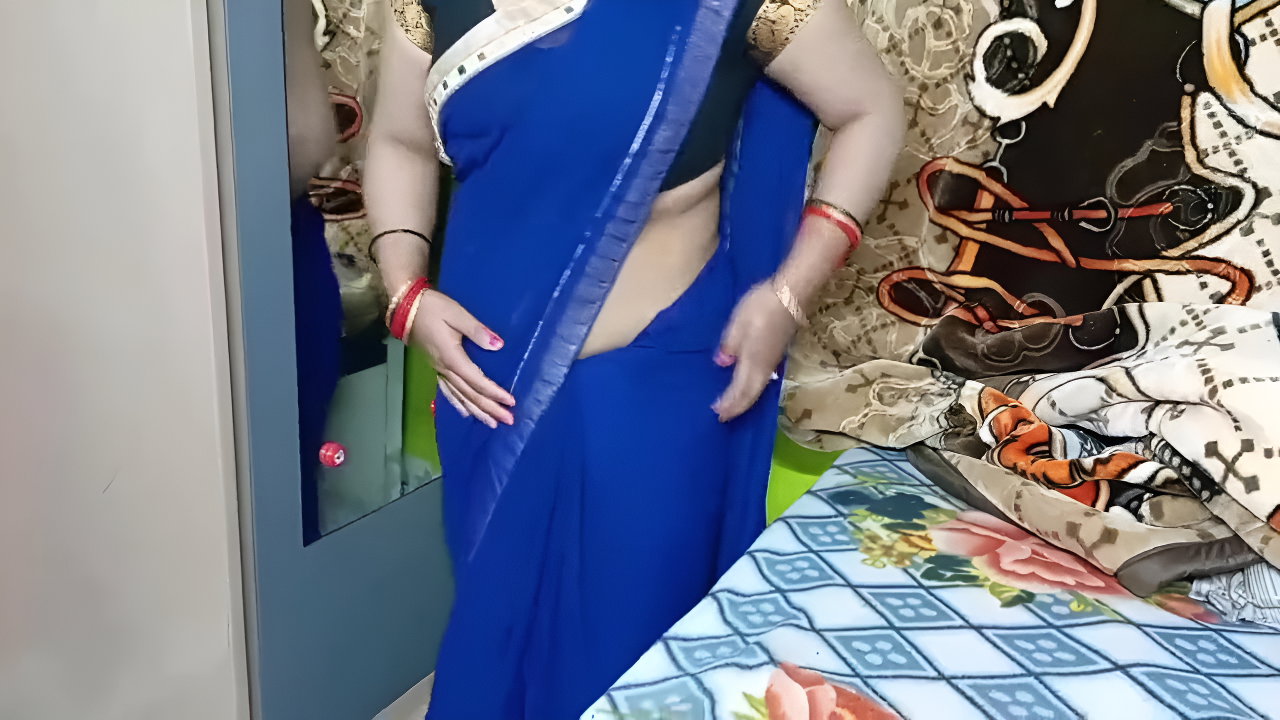 Bhabhi in blue color sari looking sexy