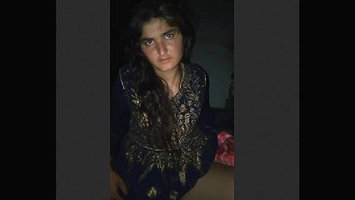 Super Horny Paki Wife Blowjob