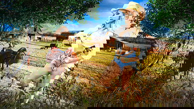 Harley King – Country Girl Rides Stranger’s Dick