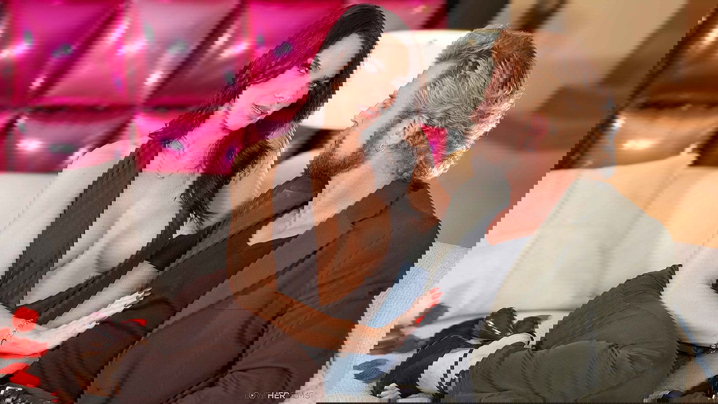 Ivy Ireland – Busty Breathtaking Diva