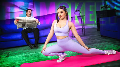 Leana Lovings – Yoga Finished With Huge Load