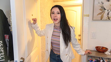 Little Puck – Big Tit MILFs