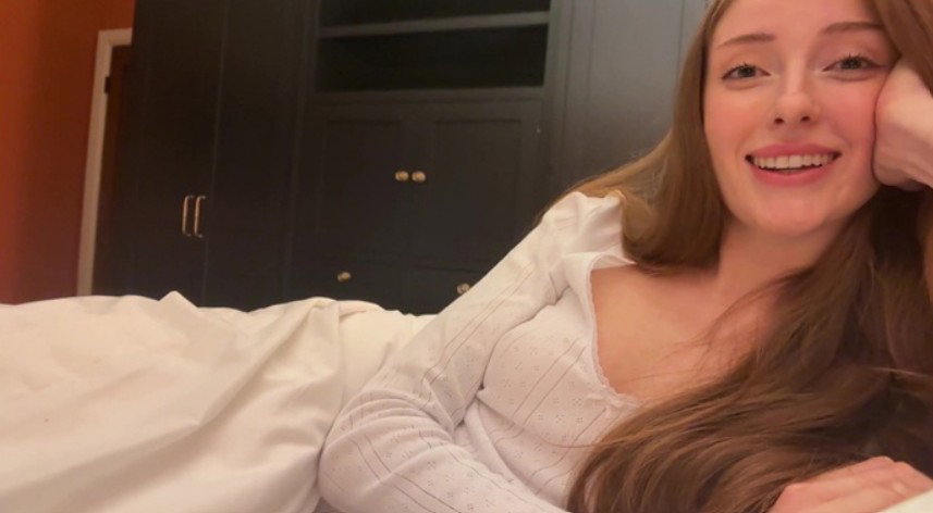 Lola Grant – Stepsiblings Warming Their Bodies