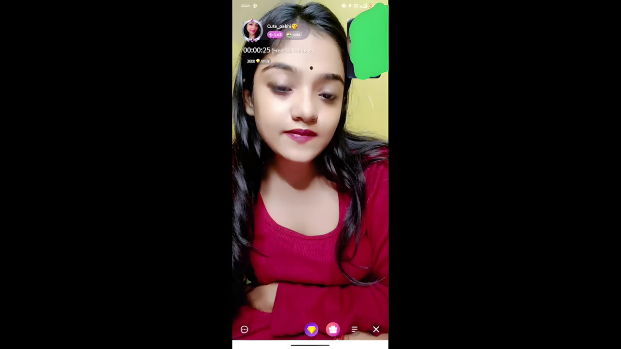 Cute pakhi