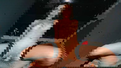 Emily Pink – Public Agent