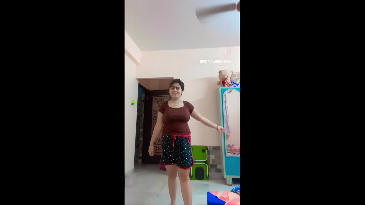 Indian Sex MMS of Youtuber Raya Membership Exposed