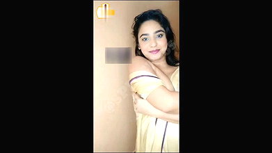 Desi Girl Acidently Showing Niples on Cam Ops