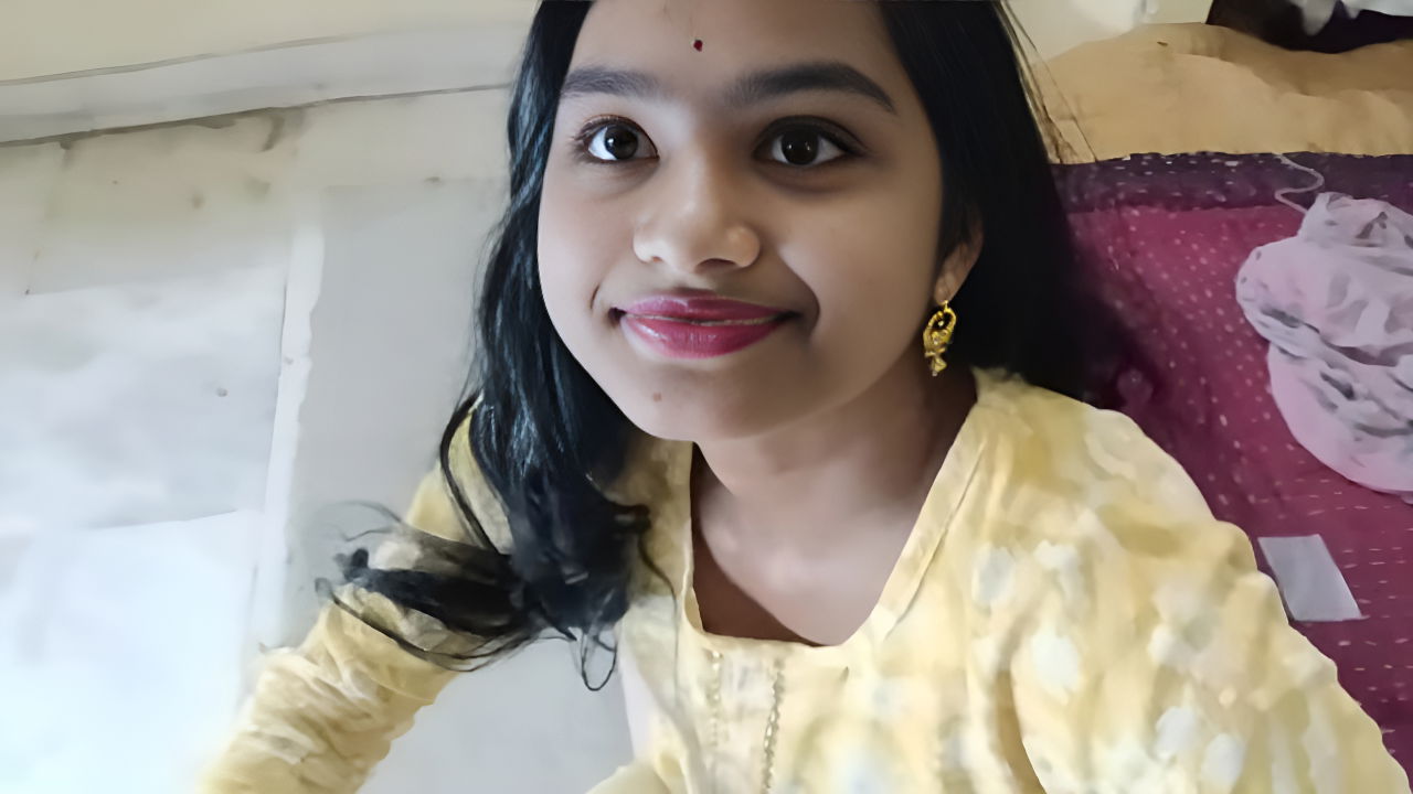 Sexy Bhabhi Ghar per Akeli Tha Mai Jakar Bhabhi Ki Gand Chudai Ki