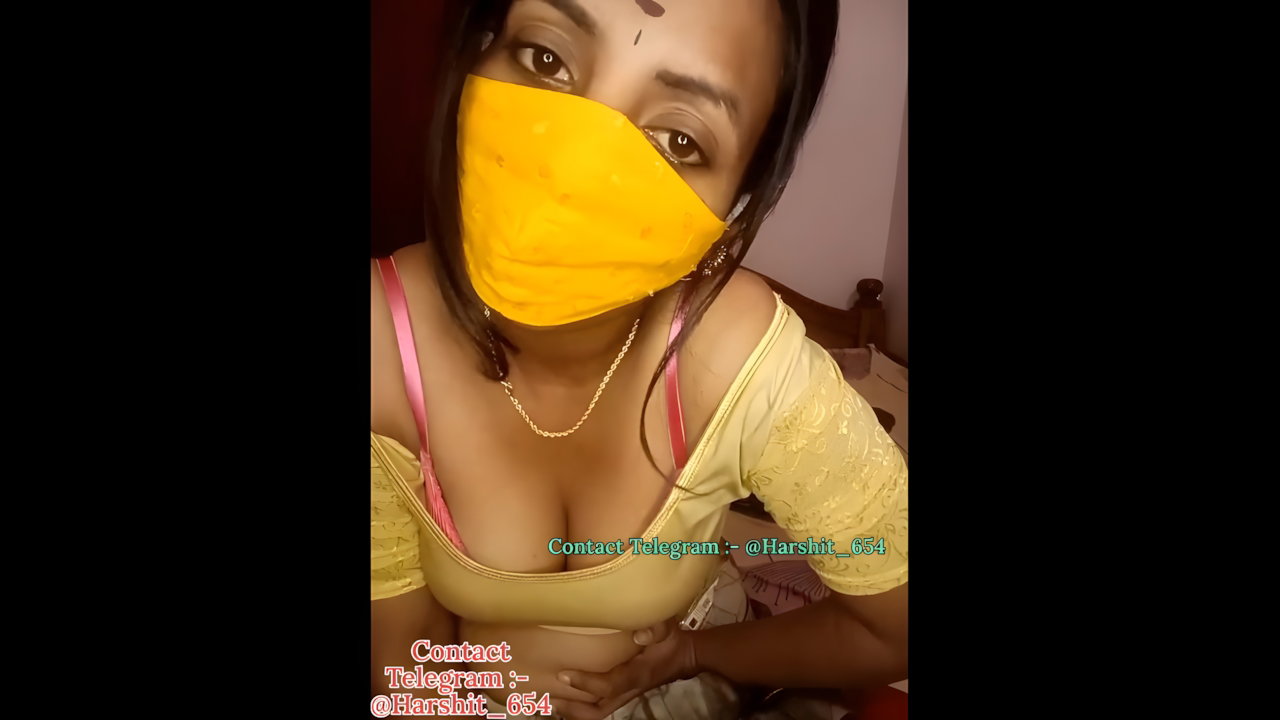 Kannada_Sanya private show dommy enjoying on pussy