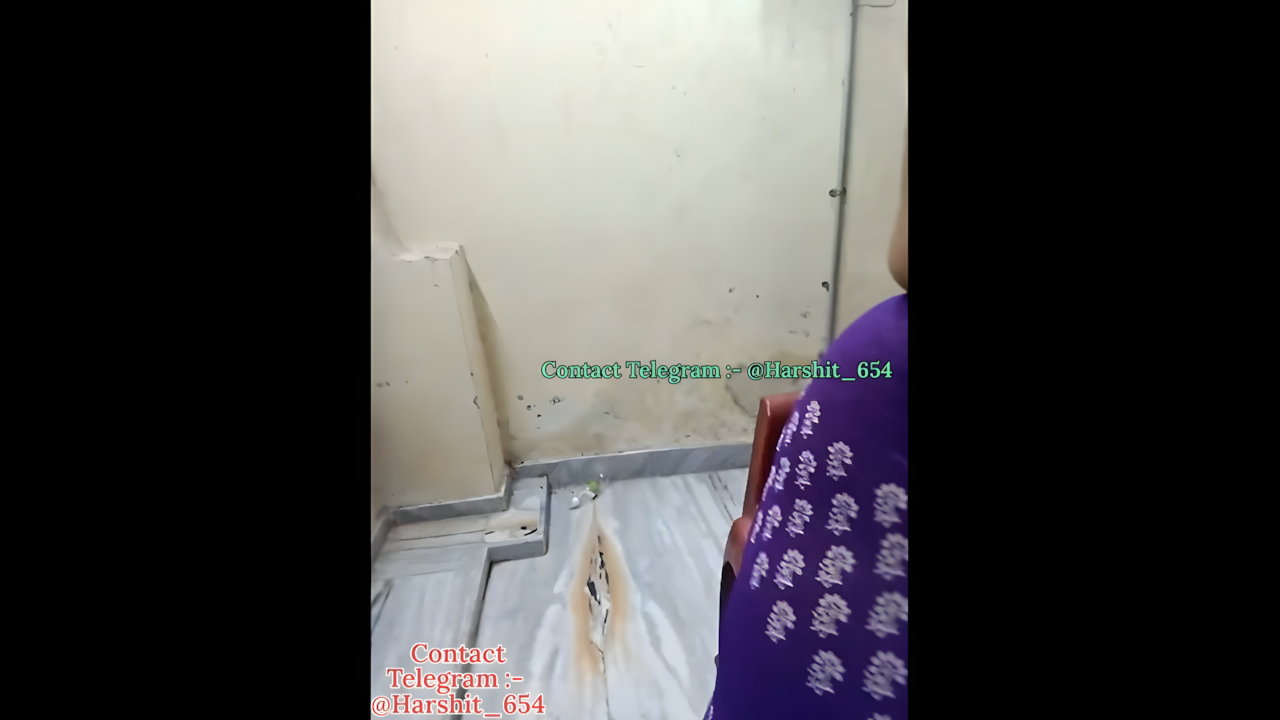 Indian-sweety private show spreading pussy hole