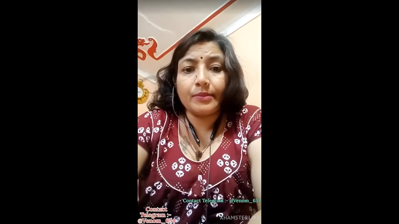 Hot-mom1088 private show face show and pussy fingering1