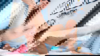 Nicole Murkovski – Flexible Teen Brunette