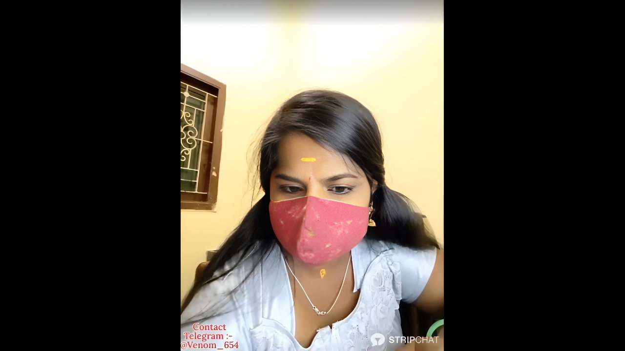 Sujakutty Private show pussy fingering