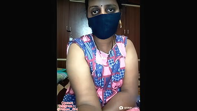 Laila-sexy Private show spreading pussy hole1