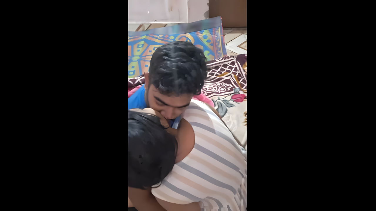 India Desi Vabi Romantic Feelings