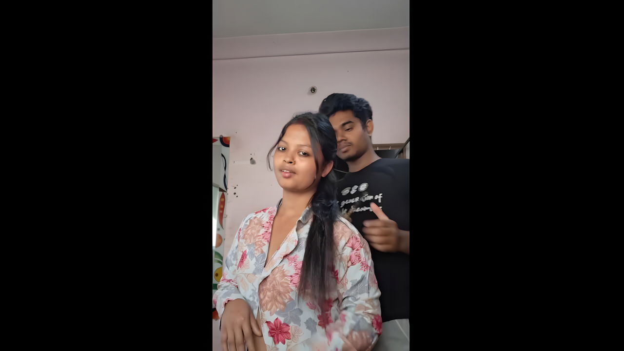 Desi Gawri Nibba Gets Hot & Sexy Modern Star Sudeepa as Wife ( Hindi Audio )