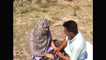 horny bangla aunty outdoor mouth fucked