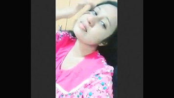 Beautiful Desi Gf Showing Her 3Clip Marge