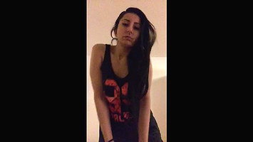 Hot Sabri showing her tits