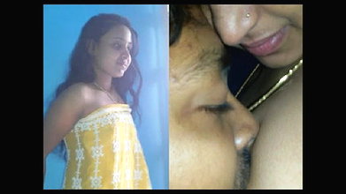 Desi Beautiful Bhabhi boobs sucked by Bf