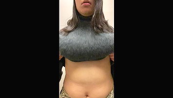 NRI wife shows her big boobies
