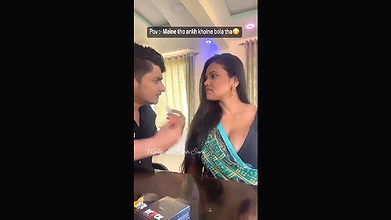 busty ullu actress cleavage