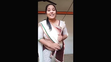 kruti Patel aaj KR rhi he Ghar ki dafa.