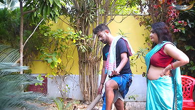 Desi Mallu Bhabhi Hardcore Fuck with Local Mason When She Was Alone at Home Full Movie ( Hindi Audio )