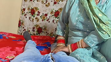 Indian Sex MMS: Beautiful Girl Fucks Boyfriend with Clear Hindi Audio
