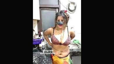 Sexy_99110 Private show face show and pussy fingering in kitchen