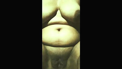 Desi indian wife seema show nude boobs and pussy in live chat.