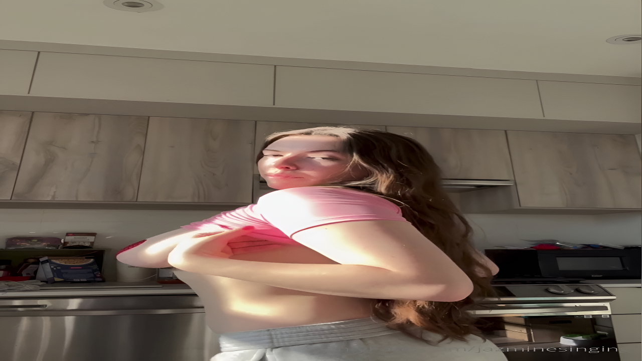 Jazmine Singing Onlyfans video collection – 299