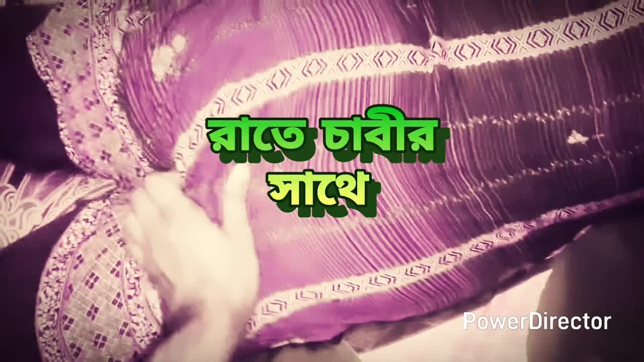 Big ass beautiful mature hot sexy aunty doggy style hard fuck with her devor at midnight in bedroom