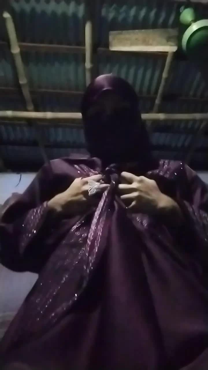 Desi Hijab Queen Lima New Sex MMS with Bangladeshi Girls
