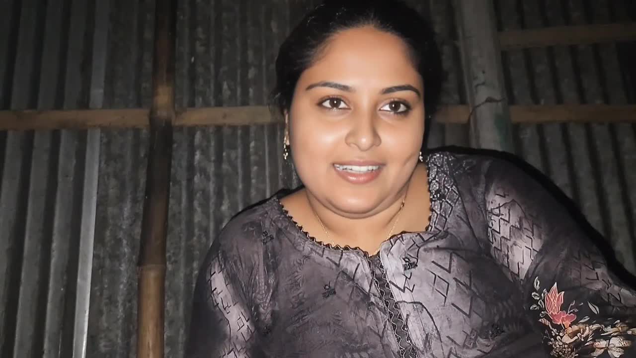 Sucking My Wife’s Pussy Is So Much Fun with My Desi