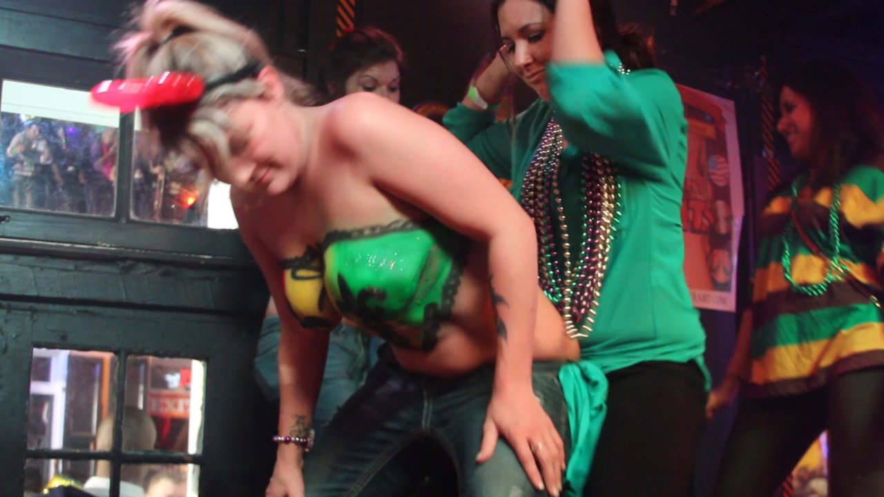 GAYWIRE – Corey Rezzon and Seth Michaels Do The Nasty Out In Public_195e8b23