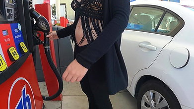 Bonnie Day Fucked in Public by My Desi