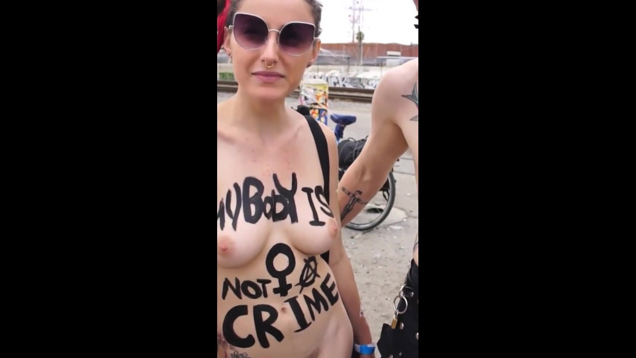 Amateur Teen Public Threesome My Desi gangbang fun