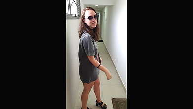 Blonde works out in public gym showing ass_0d8e9918