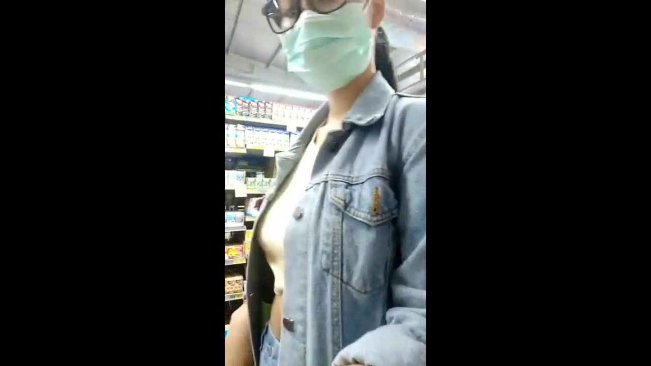 Cumshot inside of truck in public_9a7f95db