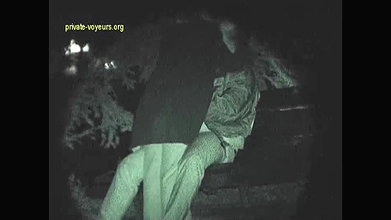 Guarrita me la chupa en un bosque publico_8368437b