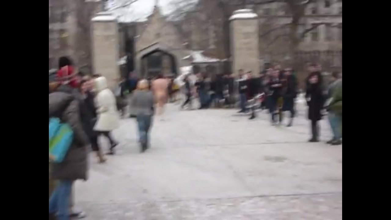 NO PANTIES in PUBLIC on Turistic Trail_4ce2c4eb