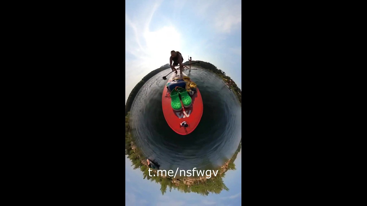 Public Flash Masturbation and Cum in Indian Sex MMS
