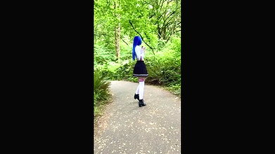 Tied hot brunette fucked in public_478bf167