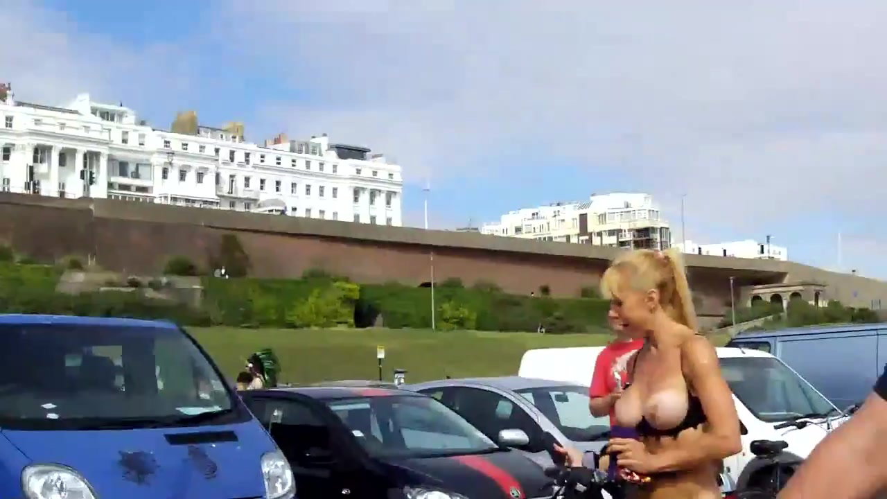 TRANSFIXED – Trans Babes Erica Cherry And Claire Tenebrarum Risk Getting Caught With PUBLIC SEX_532def96