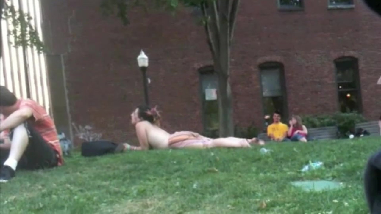 Topless Desi MMS Leak Scene Caught on Camera