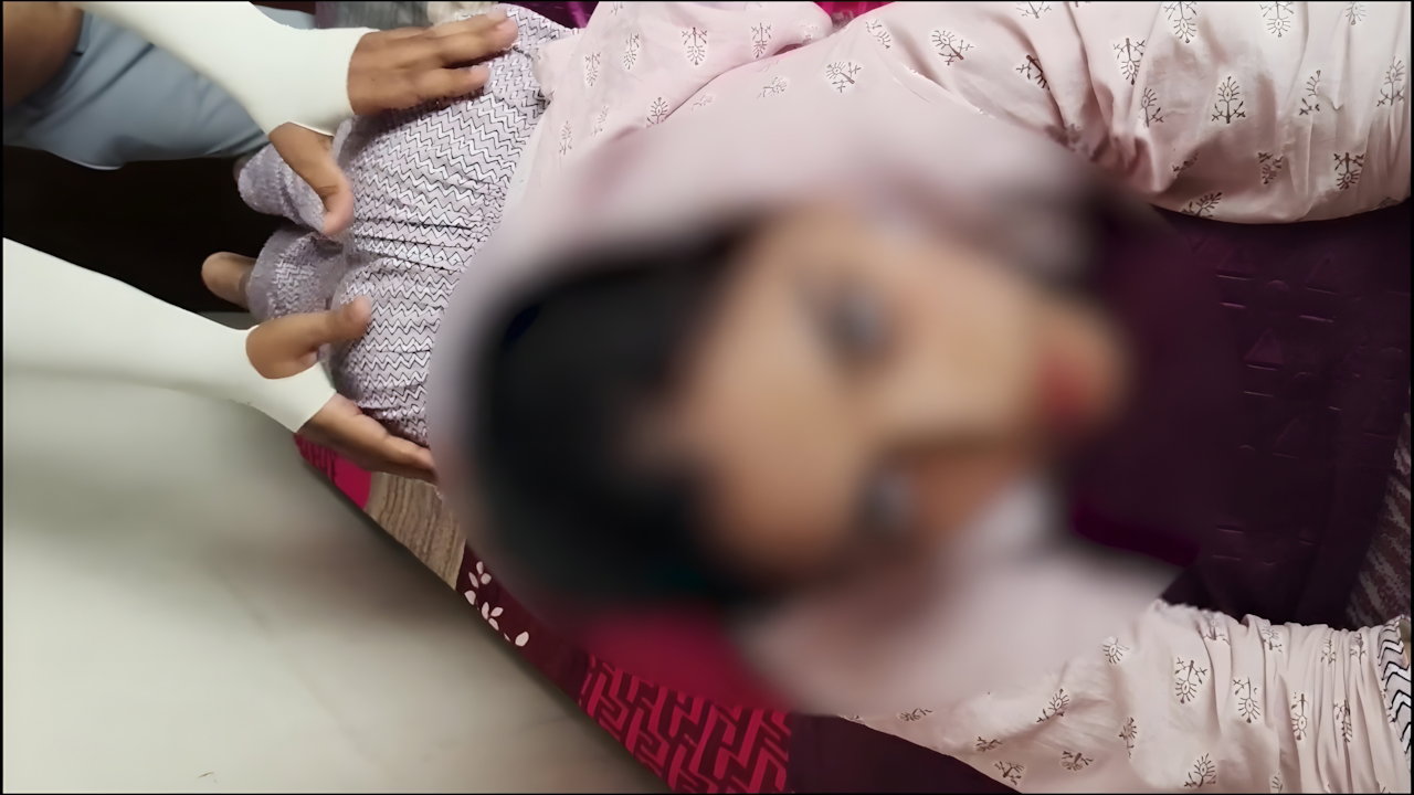 Big Stepsister Came to Share My Bed Full Hindi Sex Vlog