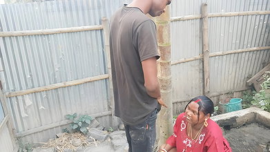 Desi wife ko outdoor chudai ki