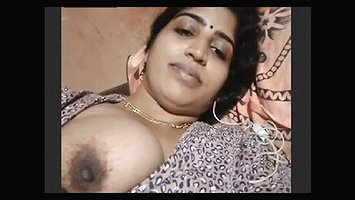 Desi Bhabhi Showing Her Boobs And Pussy 2 Clips