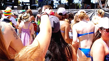 Indian Sex MMS: Beach Takes BBC Bull 7 IMVU